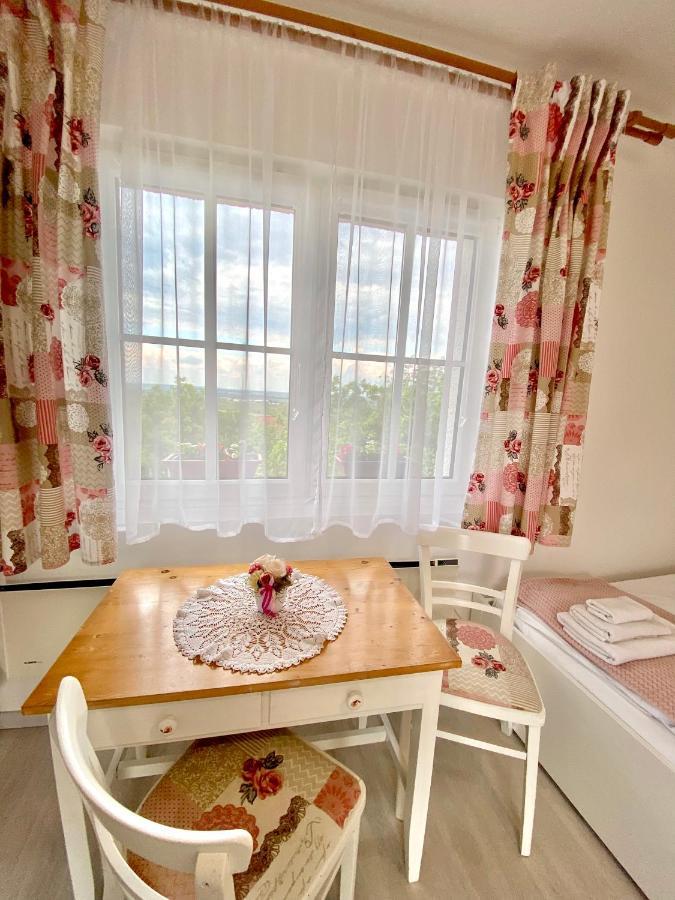 Boraszporta - Preshaz Hotel Villany Luaran gambar